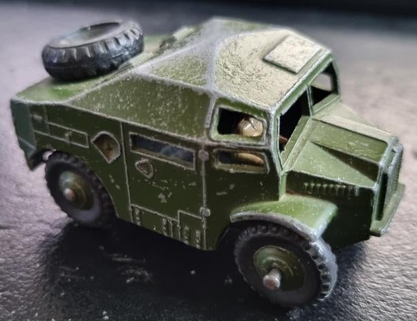 Dinky Toys 688 Field Artillery tractor, Ophalen of Verzenden, Gebruikt, Tractor of Landbouw
