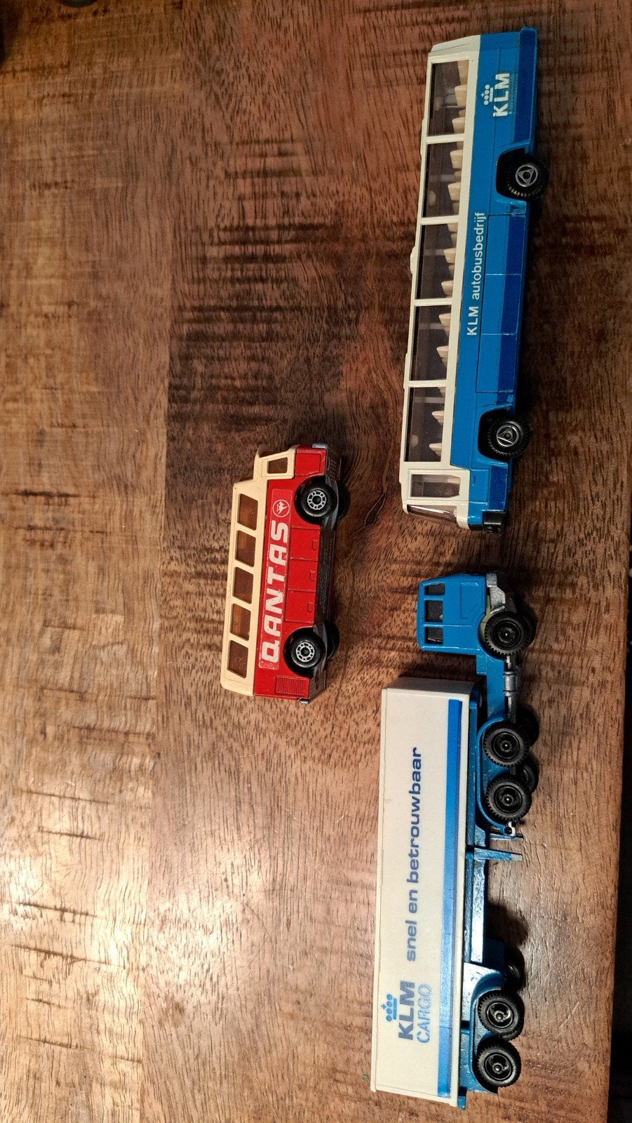 KLM en qantas bus en vrachtauto, Ophalen of Verzenden, Bus of Vrachtwagen, Overige merken