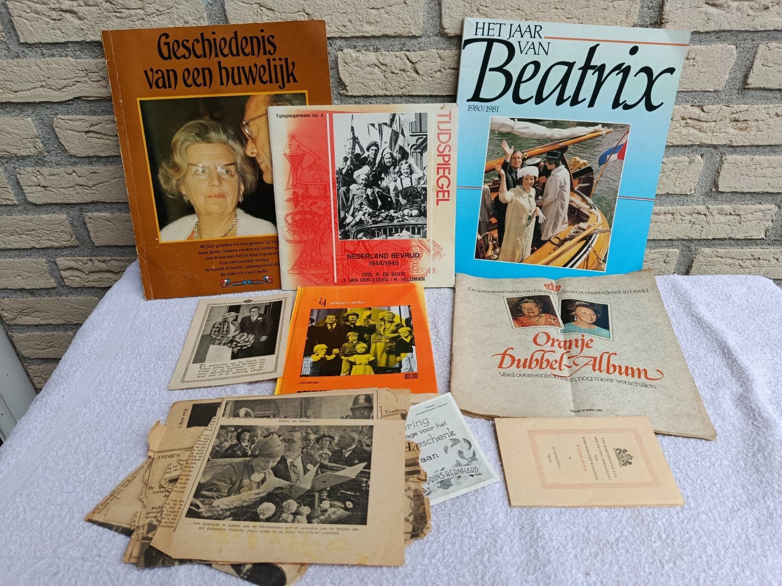 Koninklijke memorabilia: boeken, tijdschriften en meer, Ophalen of Verzenden, Gebruikt, Nederland, Tijdschrift of Boek