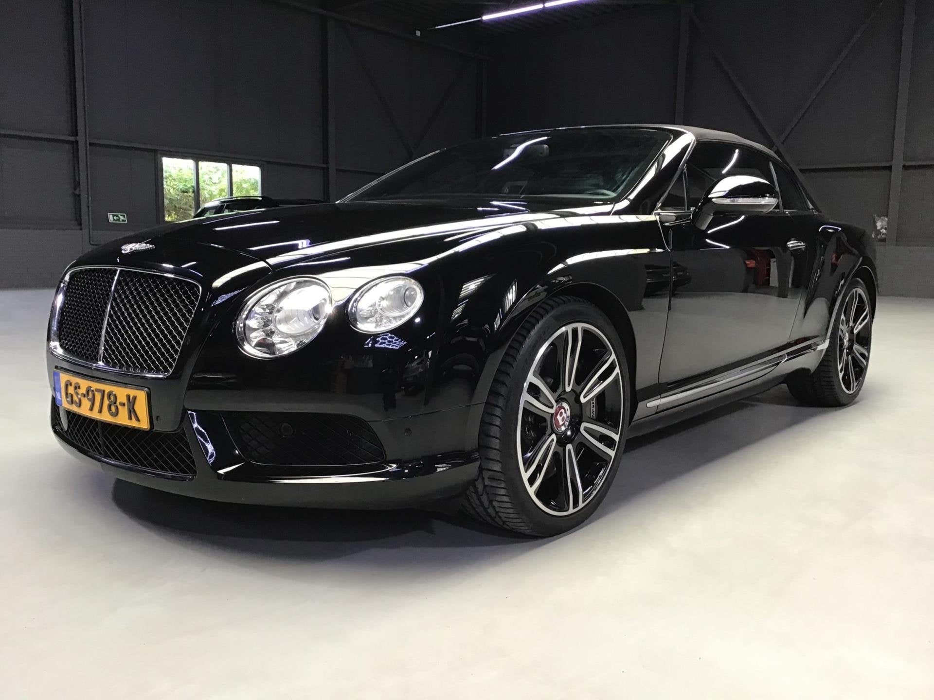 Bentley Continental GTC 4.0 V8 I Naim I Stoelmassage + verwa, Auto's, Euro 5, Gebruikt, Cabriolet, Zwart