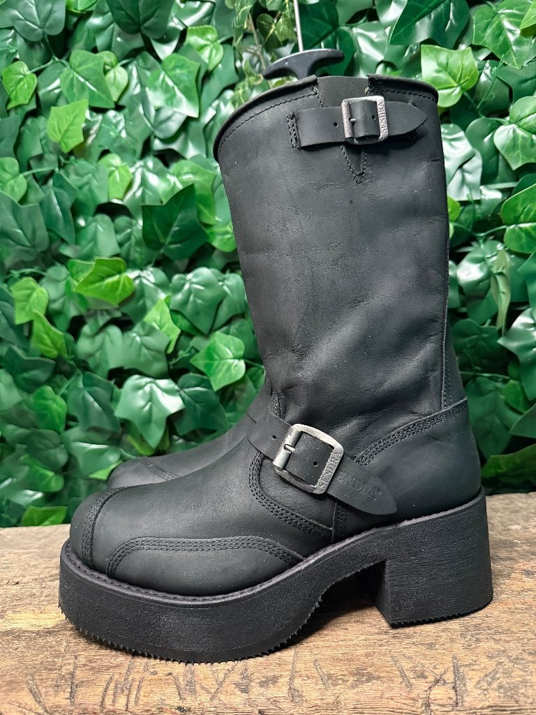geweldig mooie vintage plateau boots van Sendra maat 38, Zwart, Nieuw, Ophalen of Verzenden, Sendra