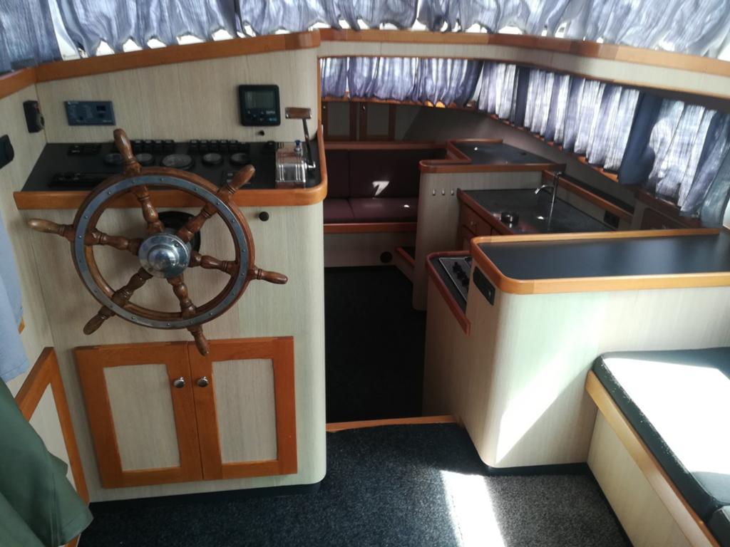 9.5m Faber kruiser. Opknapper., Ophalen