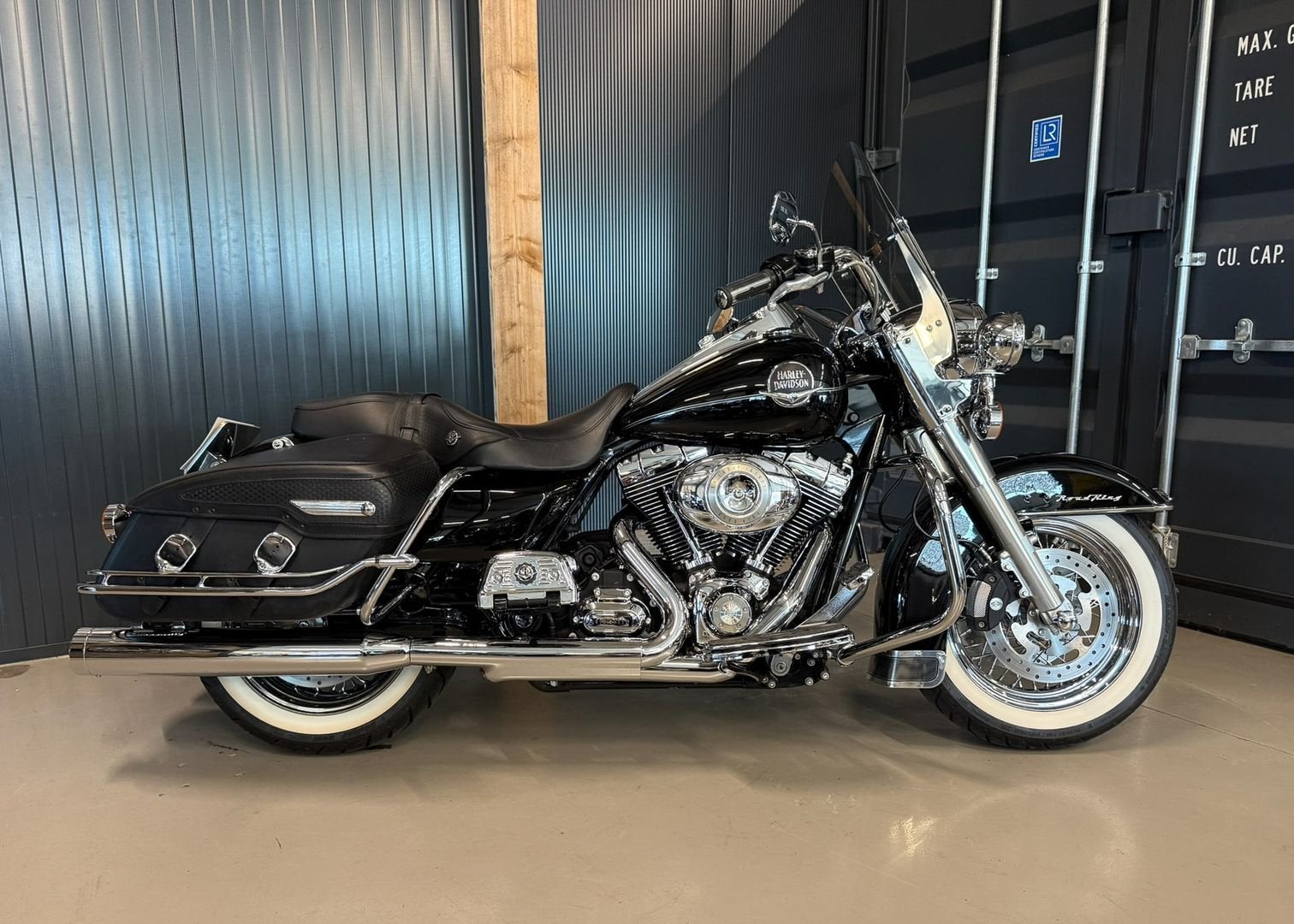 *VERKOCHT* HARLEY-DAVIDSON ROAD KING CLASSIC FLHRC (bj 2009), Motoren, Motoren | Harley-Davidson, Bedrijf, Toermotor, 2 cilinders