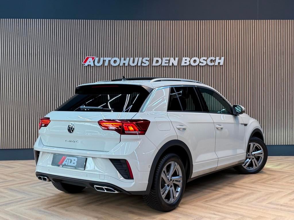 Volkswagen T-ROC 1.5 TSI R-Line - Pano - Beats Audio, 1258 kg, 4 cilinders, 150 pk, Bedrijf