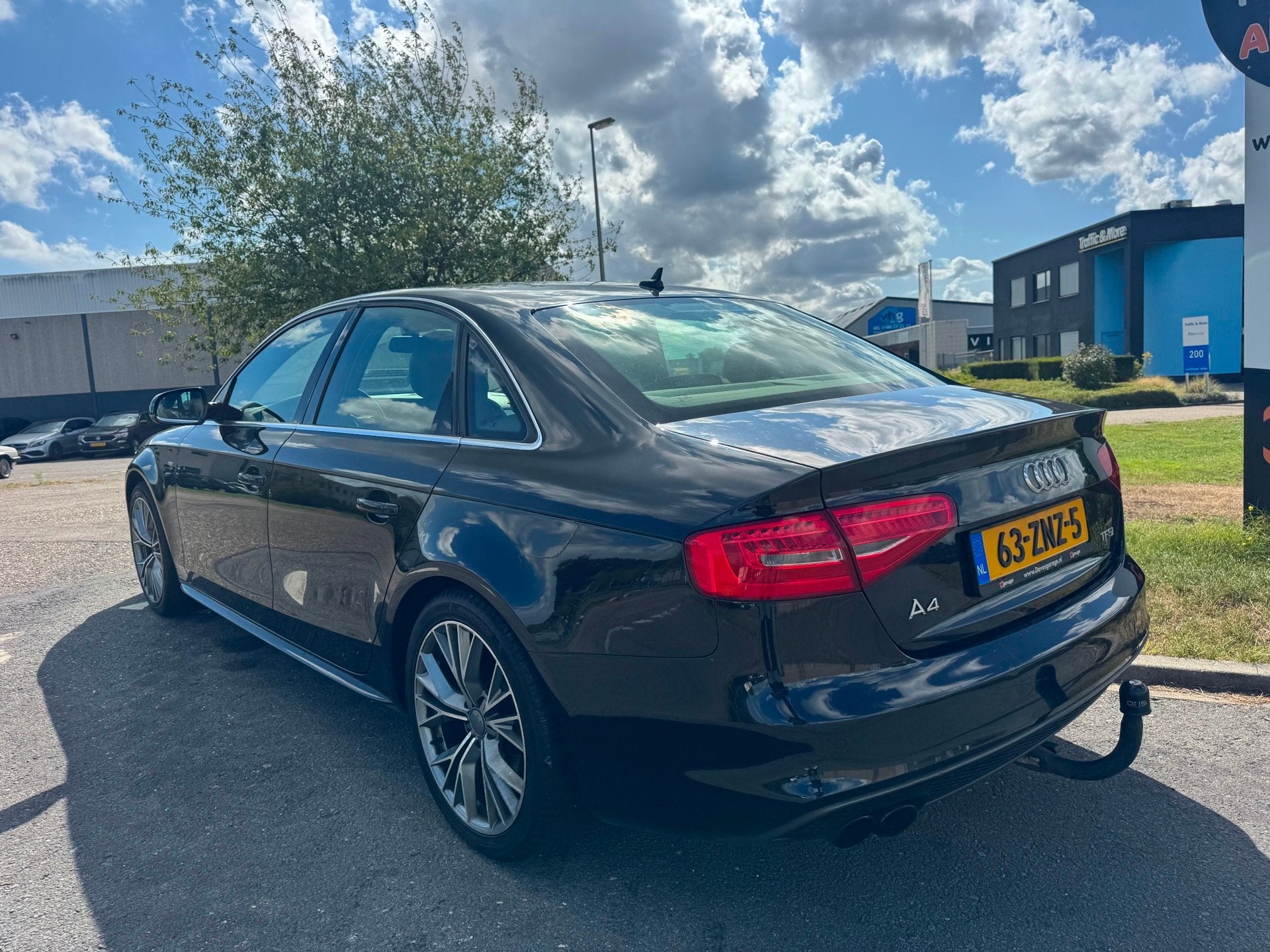 Audi A4 Limousine | 2013 | 1.8 TFSI S Edition | Top Auto | A, Voorwielaandrijving, Euro 5, 15 km/l, Gebruikt