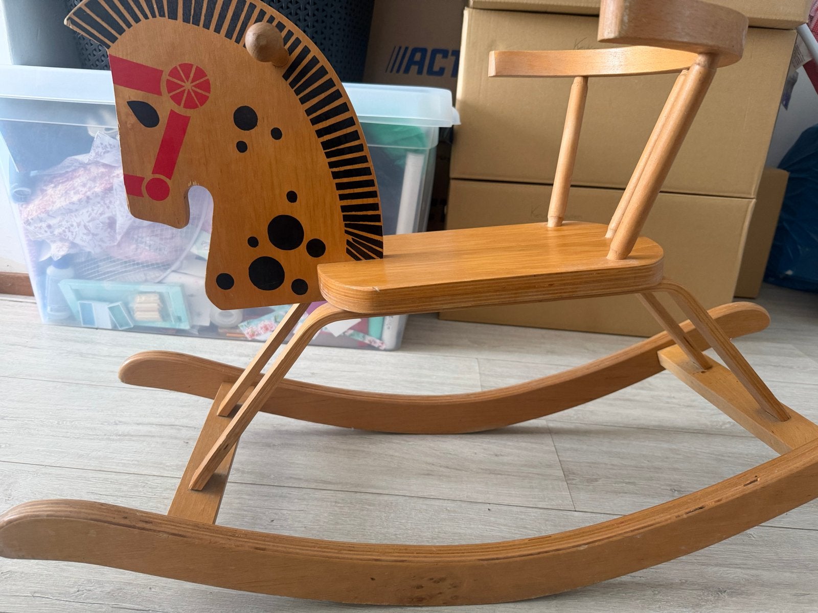 Houten hobbelpaard - Gratis ophalen, Ophalen, Gebruikt, Rij- of Hobbelspeelgoed