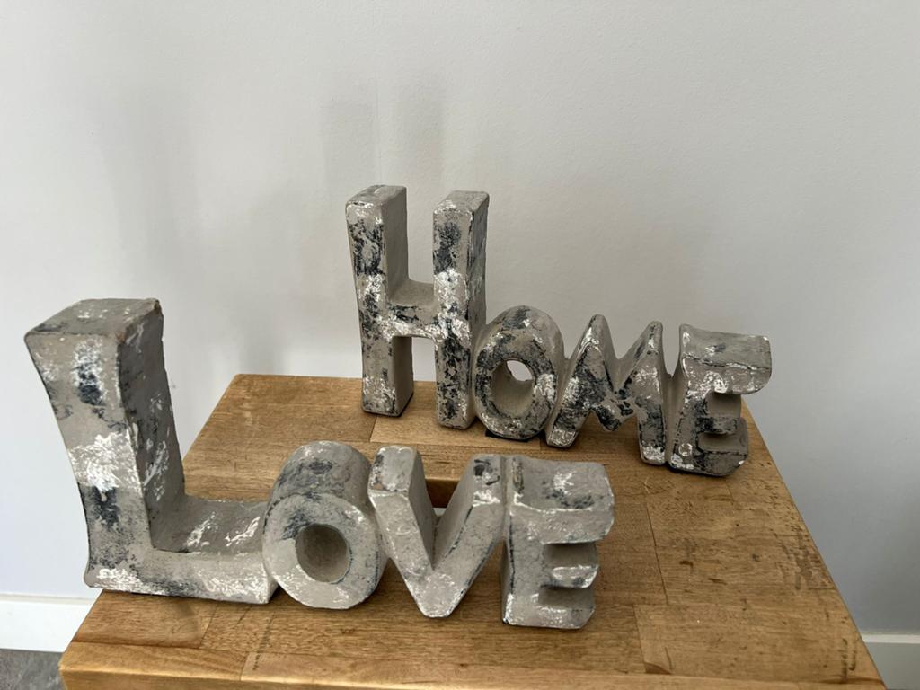Decoratieve tekst (Love en  Home), Gebruikt, Verzenden, Modern, Grijs