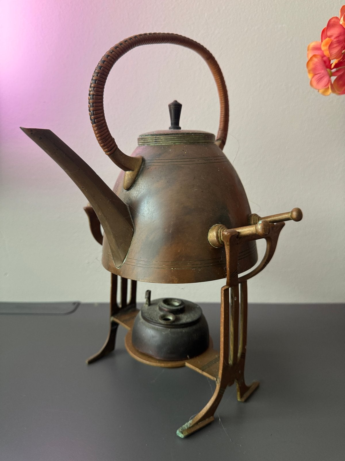Antieke koperen theepot met rechaud, gemerkt 1662, Antiek en Kunst, Ophalen, Koper
