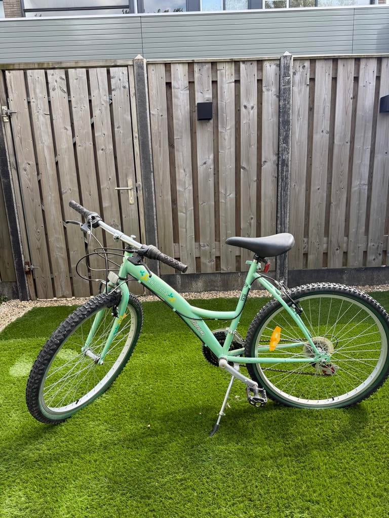 Andorra/Beldeyama 26inch damesfiets/mountainbike met Shimano, Fietsen en Brommers, Fietsen | Meisjes, Ophalen of Verzenden, Zo goed als nieuw