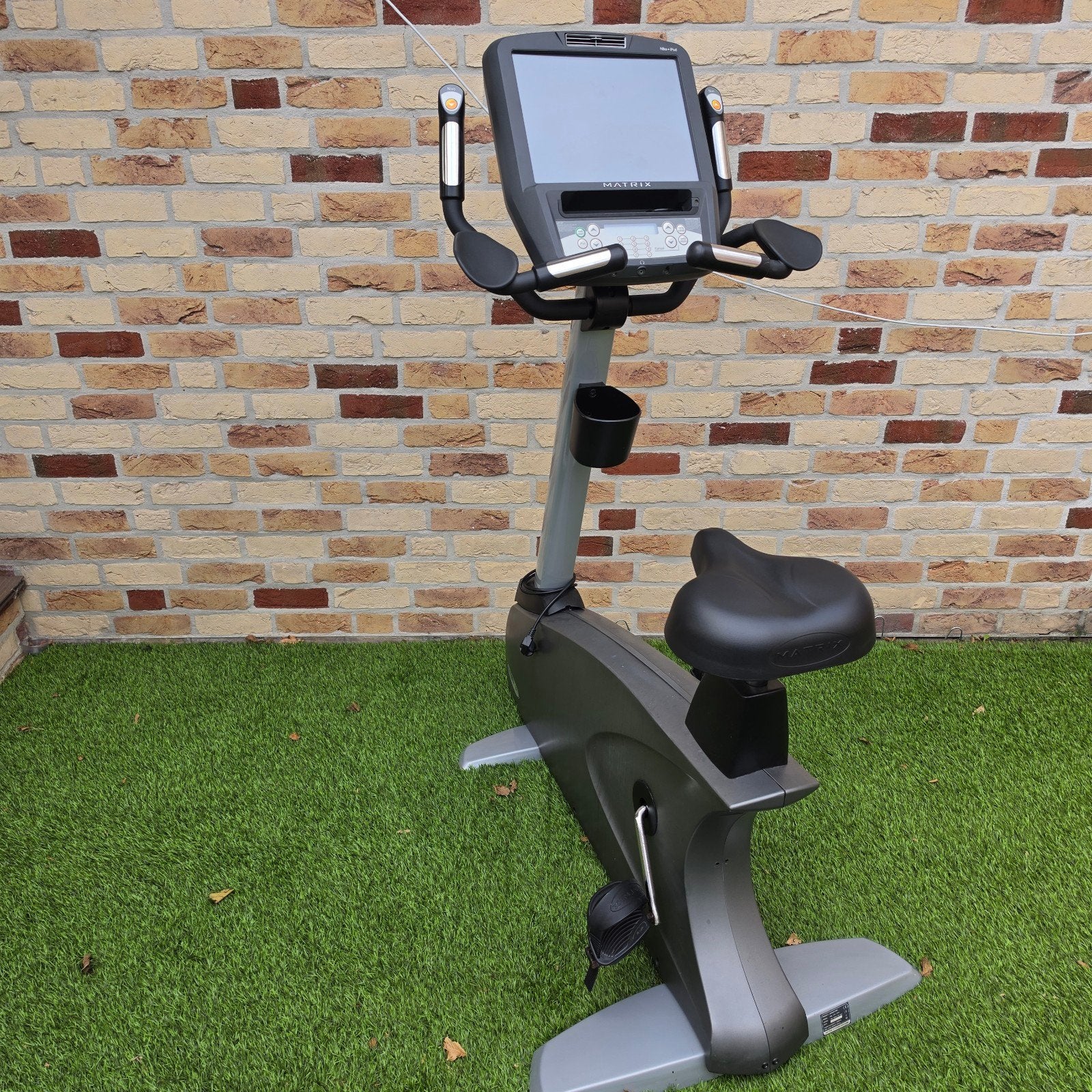Foto 3 van Matrix U7xe Professionele Hometrainer met Touchscreen