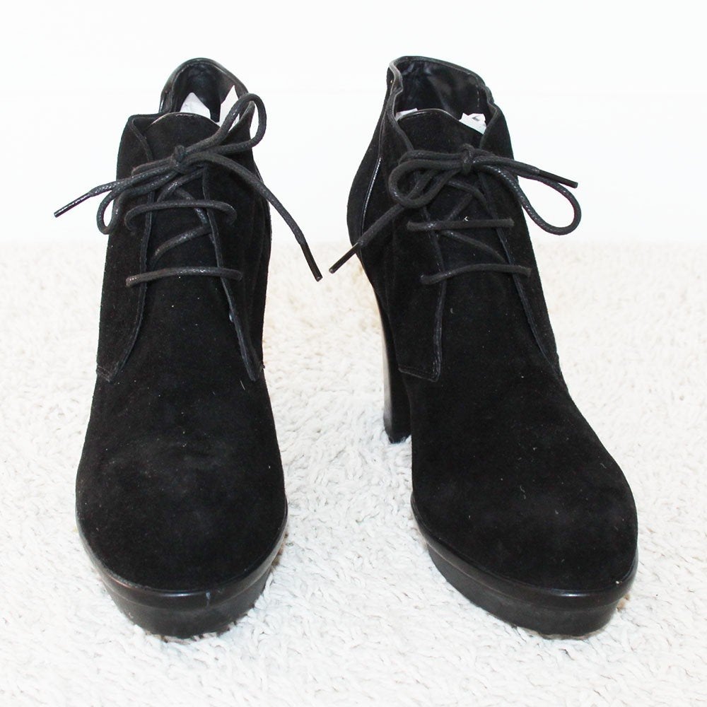 Schitterende Suede Tods Laarsjes - s29 (Maat 39½) € 75,-, Zwart, Lage of Enkellaarzen, Ophalen of Verzenden, Zo goed als nieuw