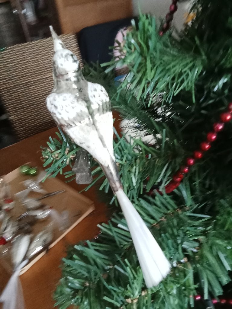 zeer mooi oudere glazen vogeltje op clip gesuikerde vleugels, Diversen, Kerst, Ophalen of Verzenden, Gebruikt