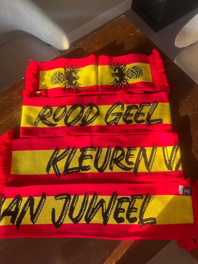 4x Go Ahead Eagles sjaal - Rood Geel / Kleuren van Juweel, Ophalen of Verzenden, Nieuw, Clubaccessoires