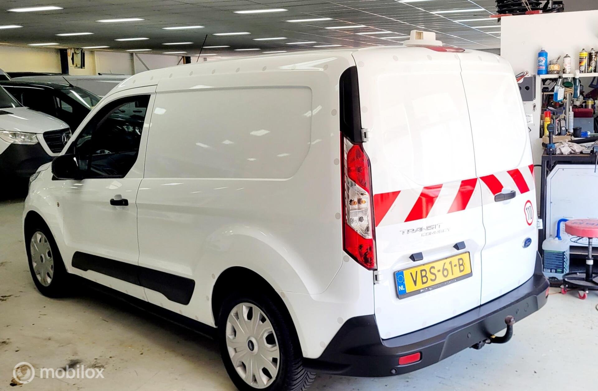 Ford Transit Connect 1.5 TDCI L1 Ambiente, Gebruikt, Euro 6, 4 cilinders, Wit