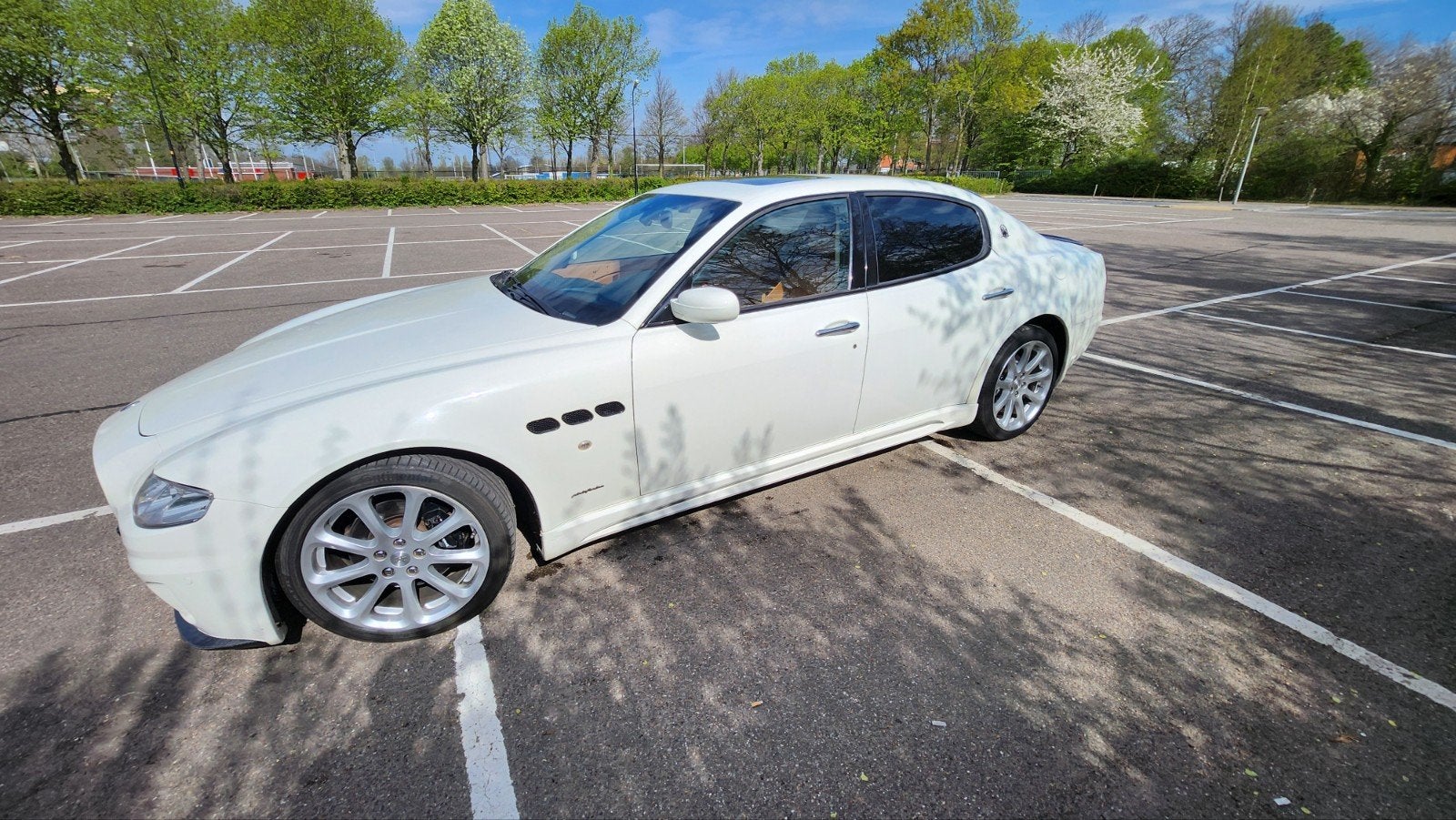 Maserati 2007 Wit - ZF aut. 4.2l V8 Ferrari - Bodykit, 4244 cc, Wit, Sedan, 5 stoelen