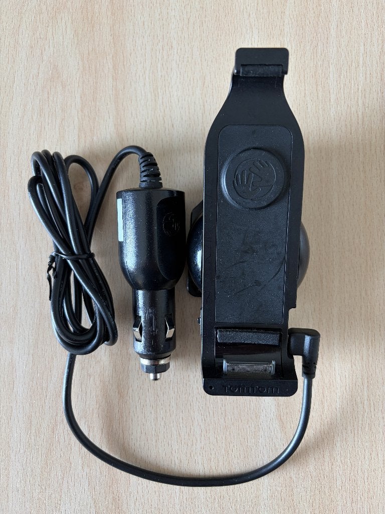 TomTom - Apple iPhone Carkit met Brodit houder (3G/3GS/4/4S), Auto diversen, Carkits, Ophalen of Verzenden, Gebruikt
