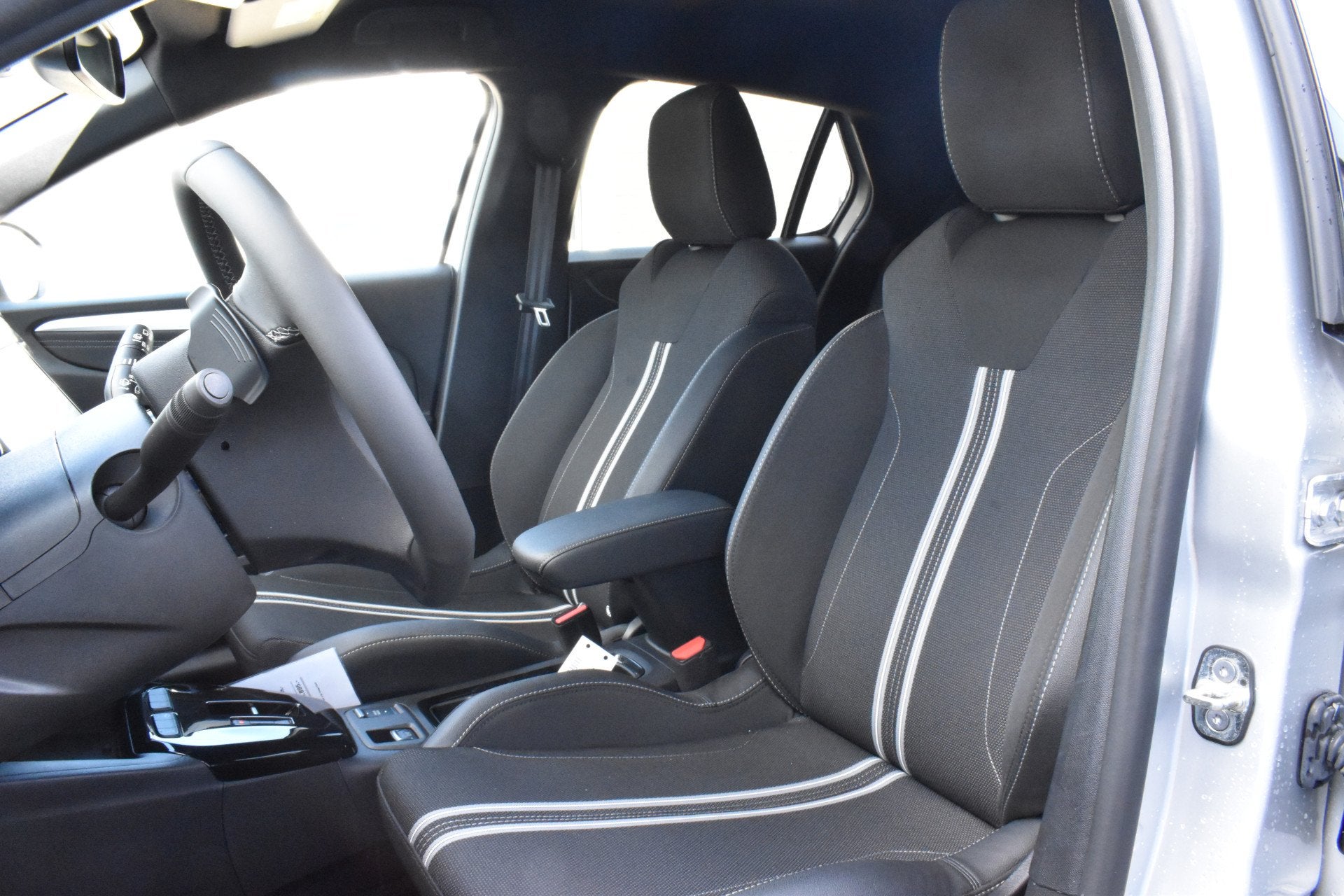 Opel Corsa Turbo Hybrid 136 Dcs-6 GS | Keyless | Carplay/And, Dealer onderhouden, Stof, Gebruikt, 1199 cc