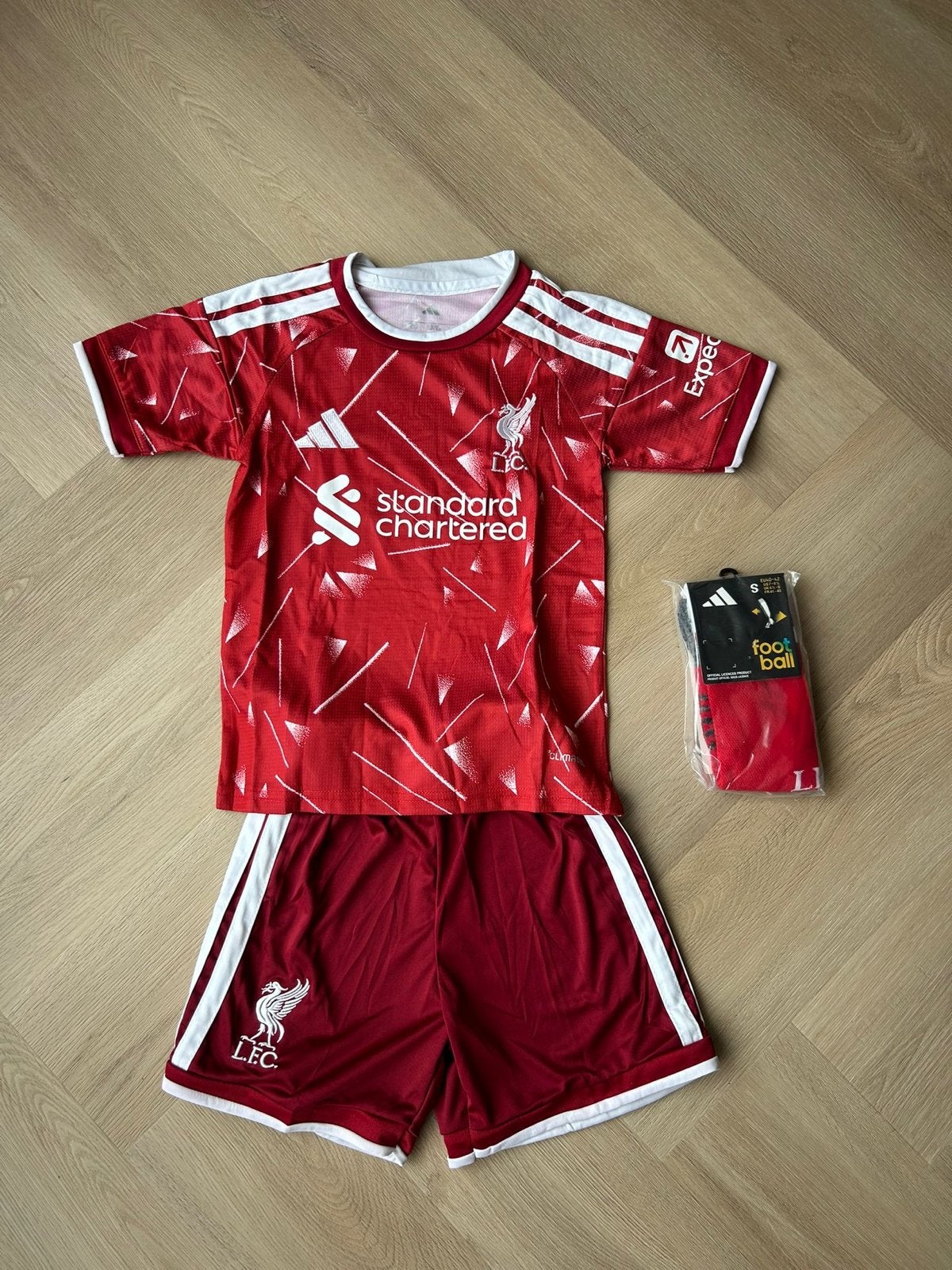 Liverpool Thuis tenue 2026/2027 diverse maten, Maat S, Ophalen of Verzenden, Nieuw, Set