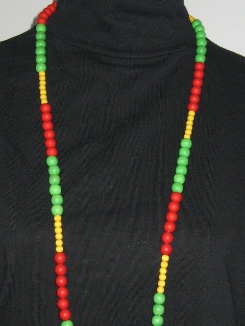 Te koop aangeboden: Houten kralen halskettingen en armband , Ophalen of Verzenden, Zo goed als nieuw, Carnaval, Accessoires
