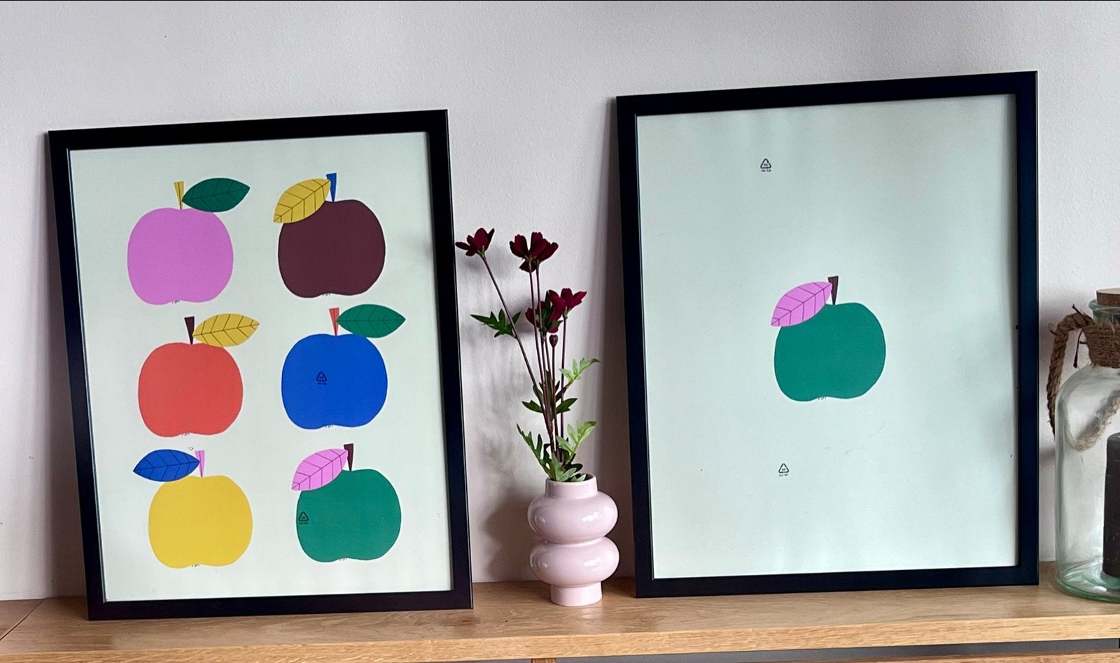 Set van 2 ingelijste kunstprints met appels, 50 – 75, Nieuw, Ophalen of Verzenden, Print