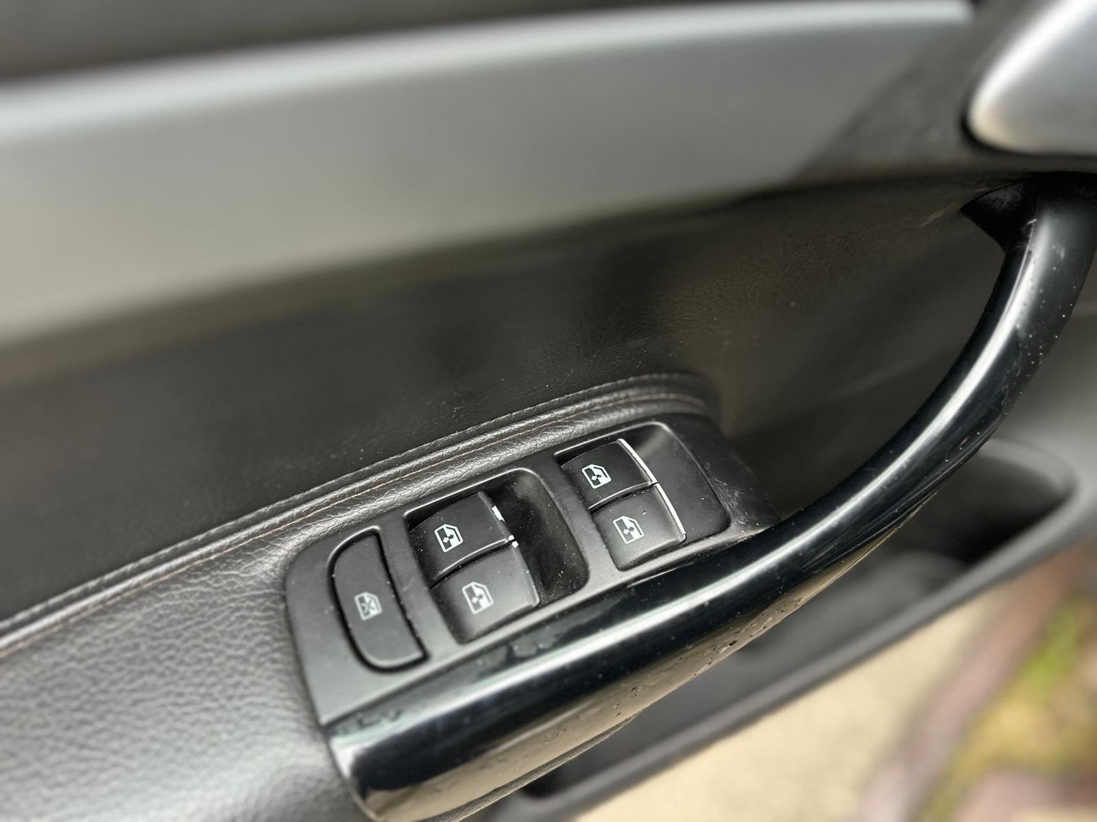 Saab 9-3 Sport Estate 1.9 TTiD 131PK | Climate Control | Cru, Auto's, Euro 5, Gebruikt, Zwart, 4 cilinders