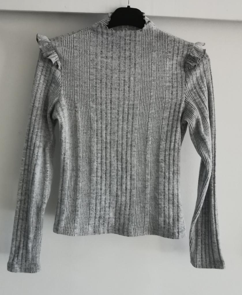 Shein zachte trui met volants mt. S, Kleding | Dames, Truien en Vesten, Verzenden, Nieuw, Maat 36 (S), Grijs