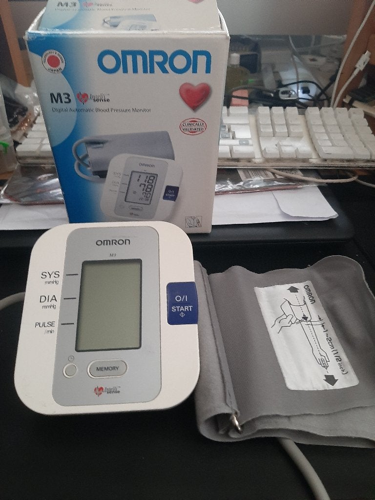 Omron M3 Intellisense Bloeddrukmeter, Ophalen of Verzenden, Zo goed als nieuw