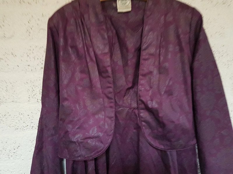 Nieuw: Prachtige LAURA ASHLEY Galajurk / jurk & jasje Mt: 40, Maat 38/40 (M), Overige typen, Verzenden, Paars