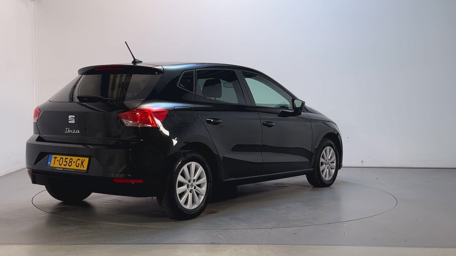 Seat Ibiza 1.0 EcoTSI Style Parkeersensoren App-Connect Virt, Voorwielaandrijving, Dealer onderhouden, Stof, 95 pk