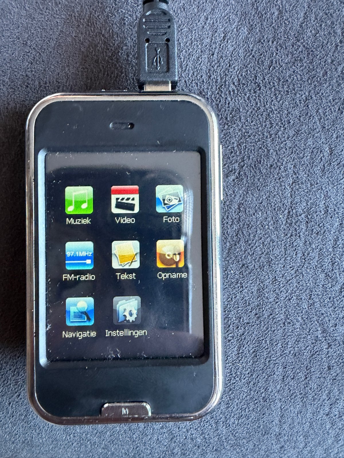 Selar SL-240 MP3/MP4 Speler met 8GB opslag en FM-radio, Met radio, Zo goed als nieuw, 2 tot 10 GB, Ophalen