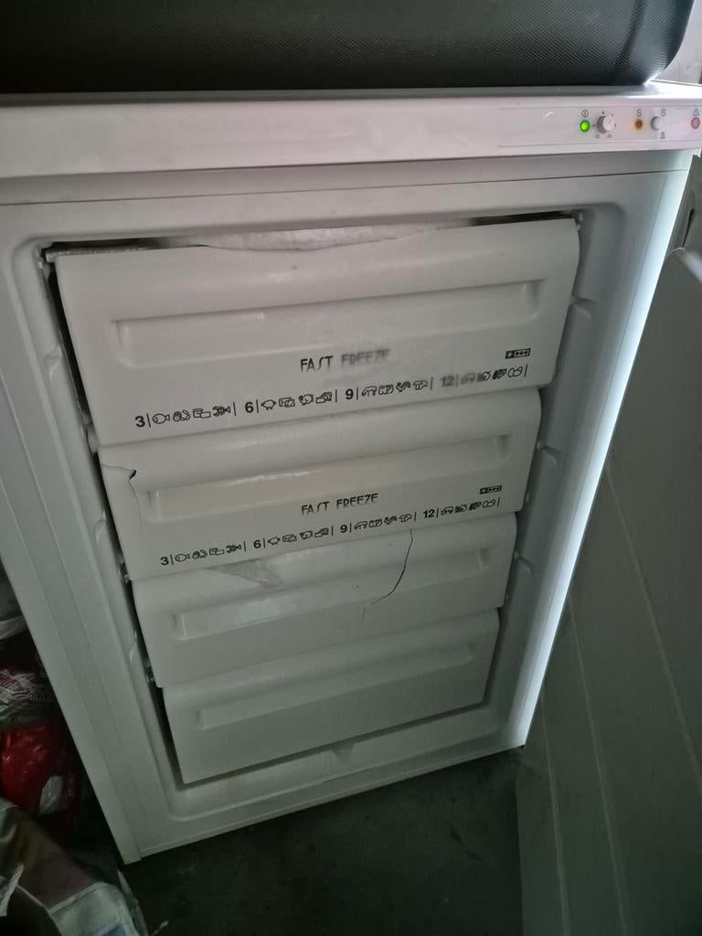 Diepvries te koop!, Gebruikt, Minder dan 60 cm, Ophalen of Verzenden, Vrijstaand