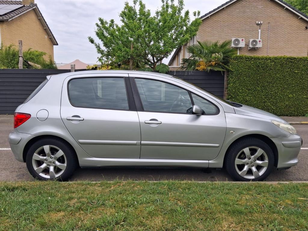 Peugeot 307 1.6 16V 5DR 2007 Grijs, Auto's, Voorwielaandrijving, 4 cilinders, 635 kg, 1200 kg