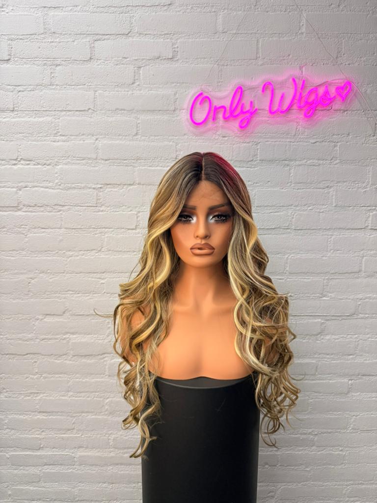 Pruik/wig, Sieraden, Tassen en Uiterlijk, Uiterlijk | Haarverzorging, Ophalen of Verzenden, Nieuw, Pruik of Haarverlenging