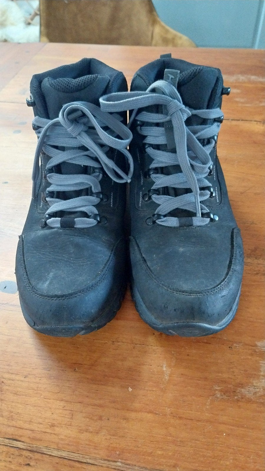 Zwarte wandelschoenen. Human Nature Aruja, maat 42, Zwart, Zo goed als nieuw, Human Nature, Wandelschoenen