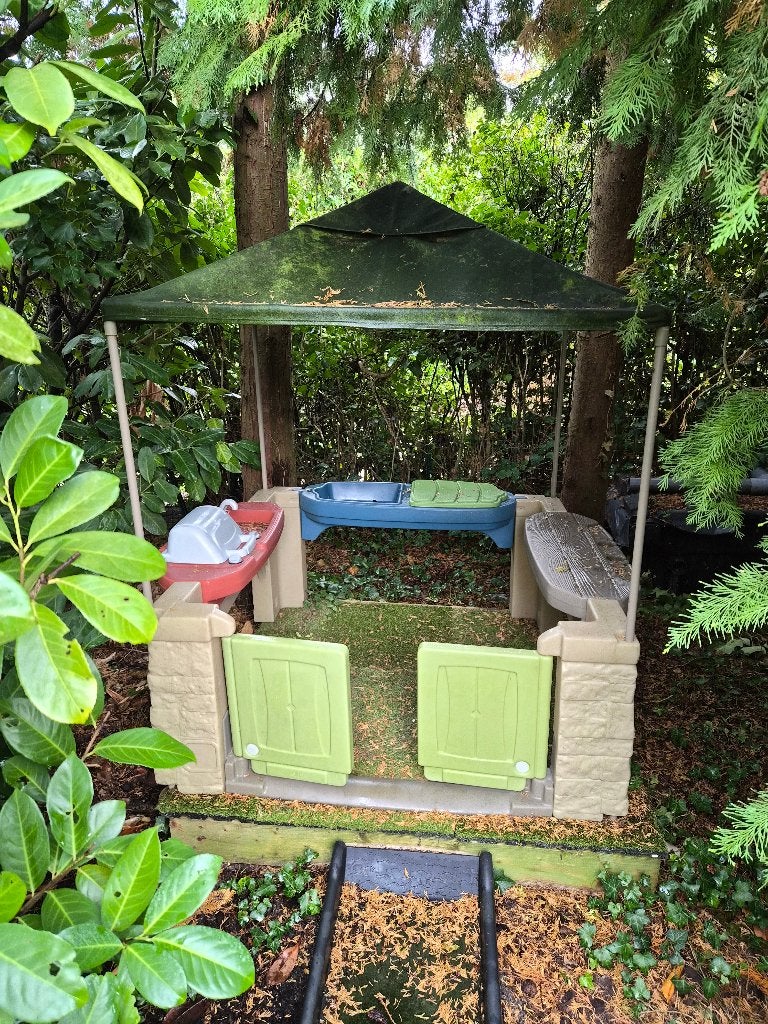 Gratis:  Tuinhuisje kinderen, Tuin en Terras, Kunststof, Gebruikt, Overige typen, 1 raam