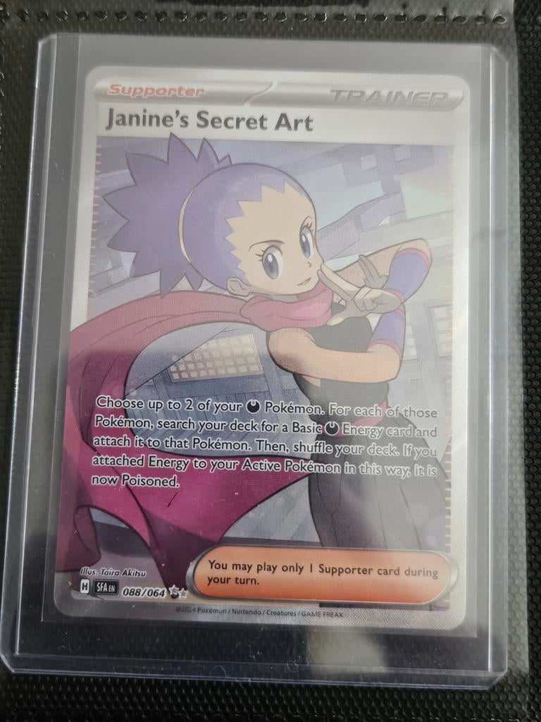 Pokemon Janine's Secret Art 088/064 Shrouded Fable, Ophalen of Verzenden, Zo goed als nieuw, Losse kaart, Foil