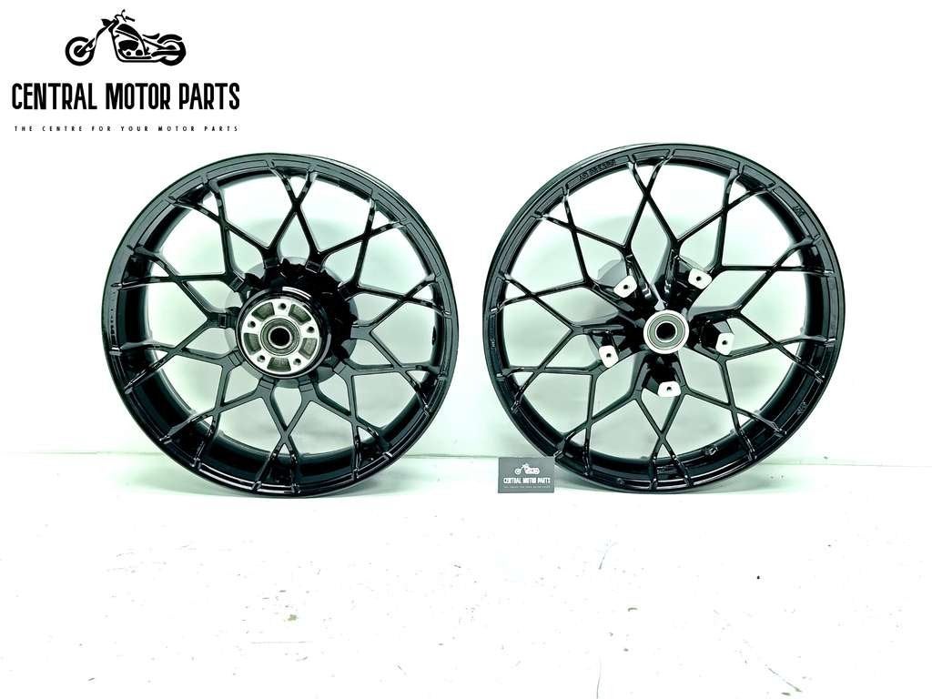 set Prodigy wielen glans Zwart Touring 2009-up, Motoren, Onderdelen | Harley-Davidson, Niet ingevuld, Gebruikt, Niet ingevuld