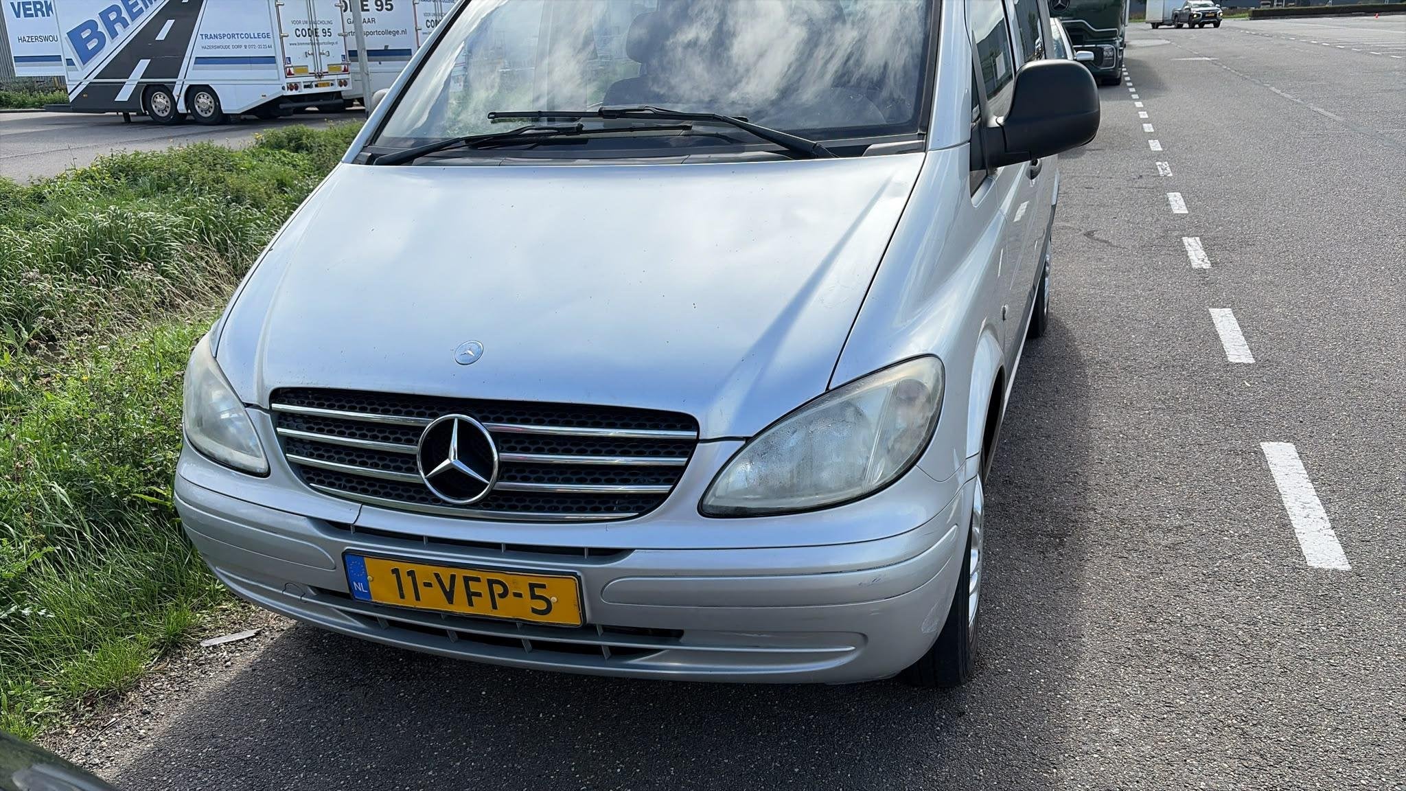 Mercedes-Benz Vito 111 CDI 320 Lang DC luxe EXPORT ONLY!, Gebruikt, 2000 kg, 116 pk, Bedrijf