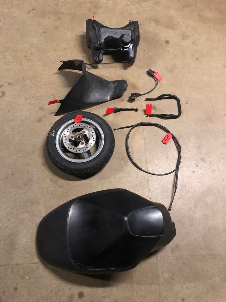 Peugeot Vivacity 50 Diverse onderdelen, Fietsen en Brommers, Brommeronderdelen | Scooters, Gebruikt, ., Overige typen, Ophalen of Verzenden