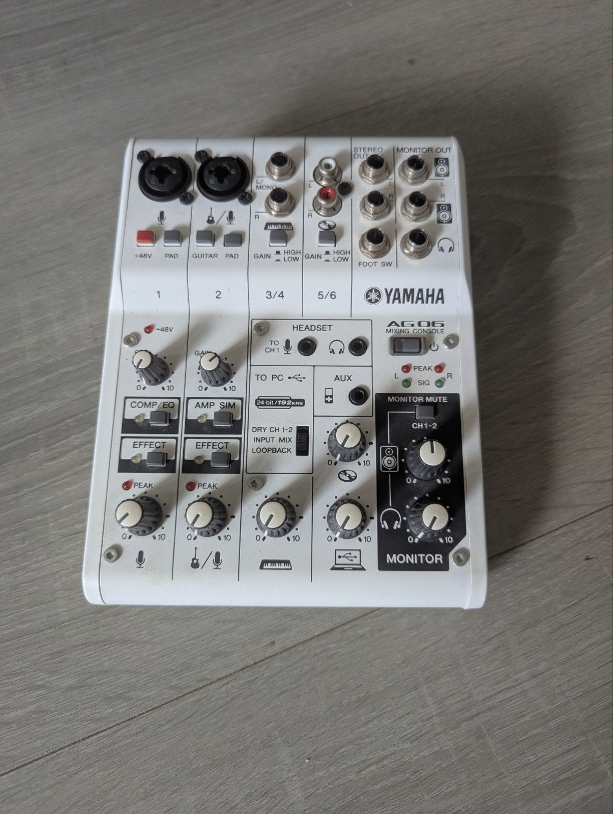 Yamaha AG06 USB Mengpaneel, Muziek en Instrumenten, Mengpanelen, Ophalen of Verzenden, Zo goed als nieuw, 5 tot 10 kanalen, Microfooningang