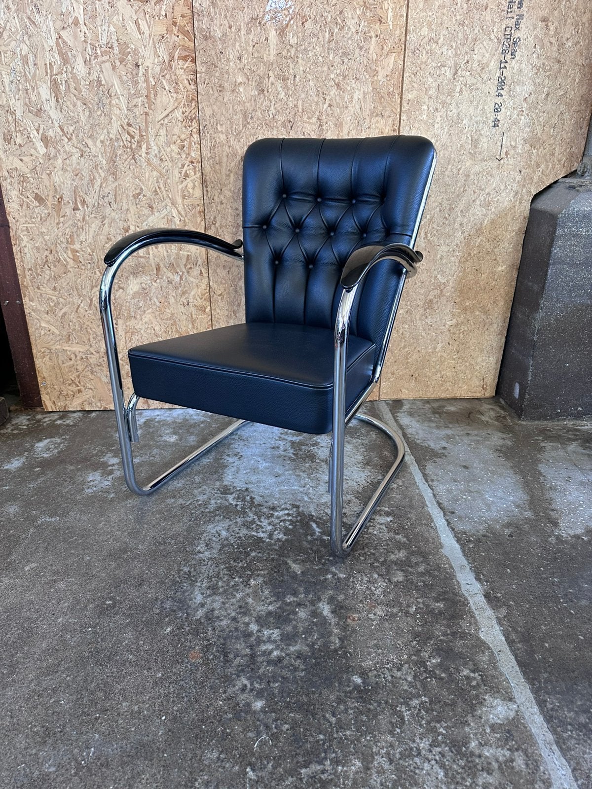 Gispen Dutch originals 412S GE, Ophalen, Zo goed als nieuw, Leer, 50 tot 75 cm