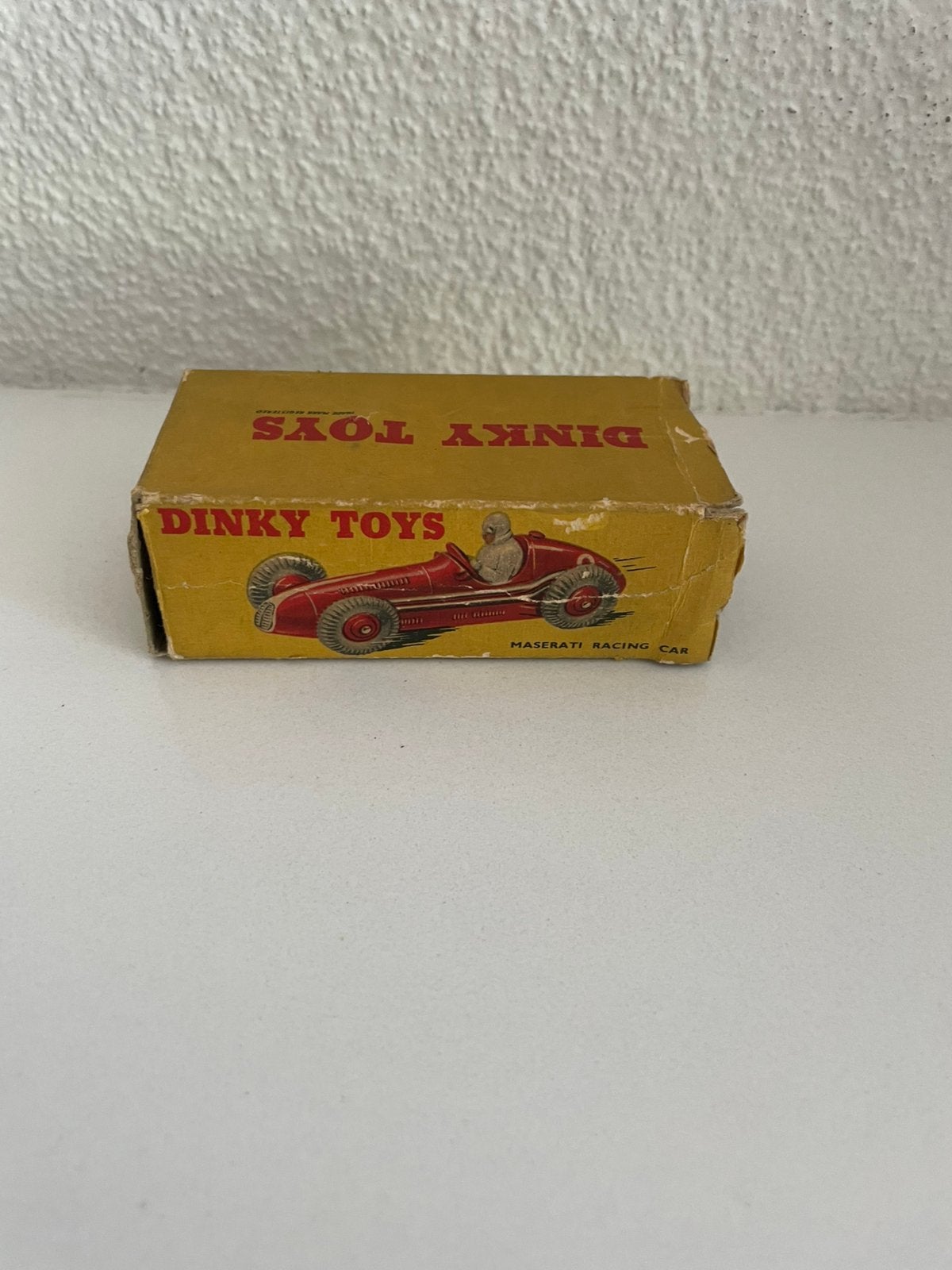 Origineel doosje Dinky Toys 1:43 Maserati Racing 231, Hobby en Vrije tijd, Modelauto's | 1:43, Ophalen of Verzenden, Zo goed als nieuw