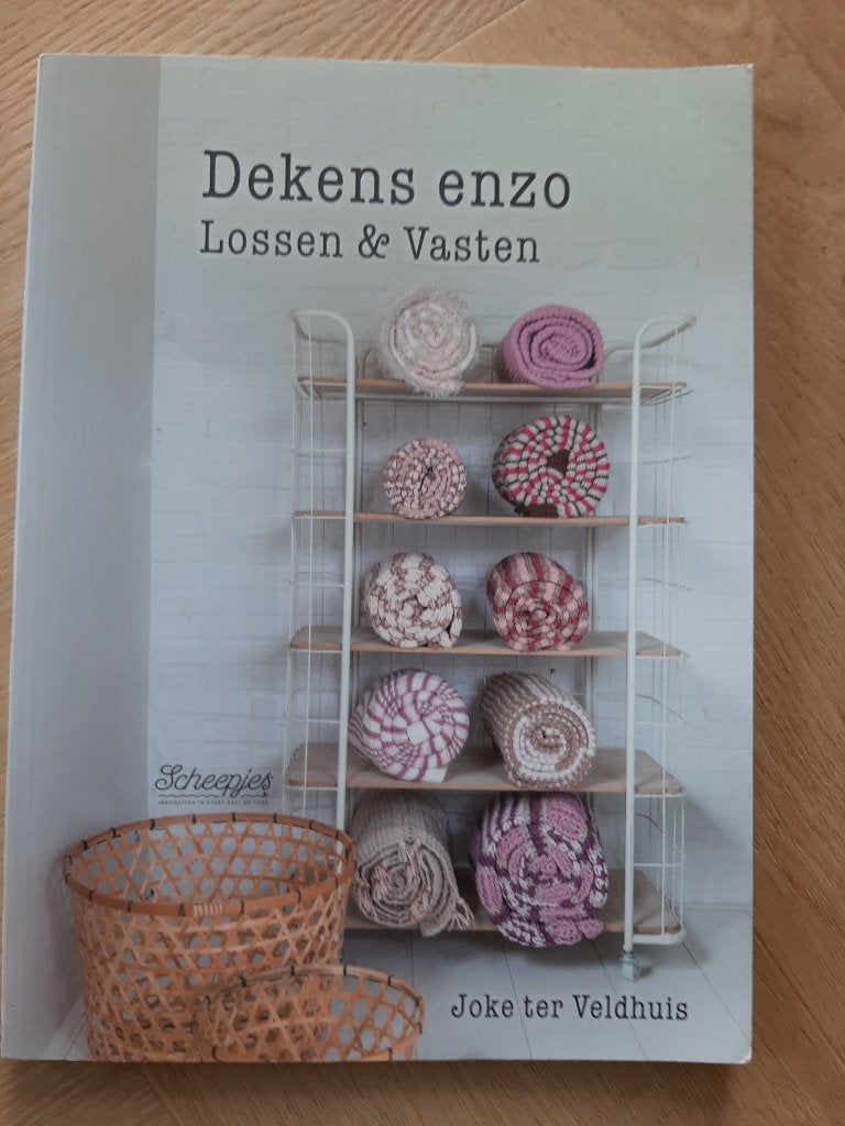 Dekens enzo Lossen & Vasten ., Ophalen of Verzenden, Zo goed als nieuw, Haken, Patroon of Boek