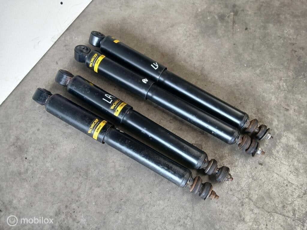 Schokdempers Range Rover P38 Monroe Schokbrekers Voor Achter, Land Rover, Ophalen of Verzenden