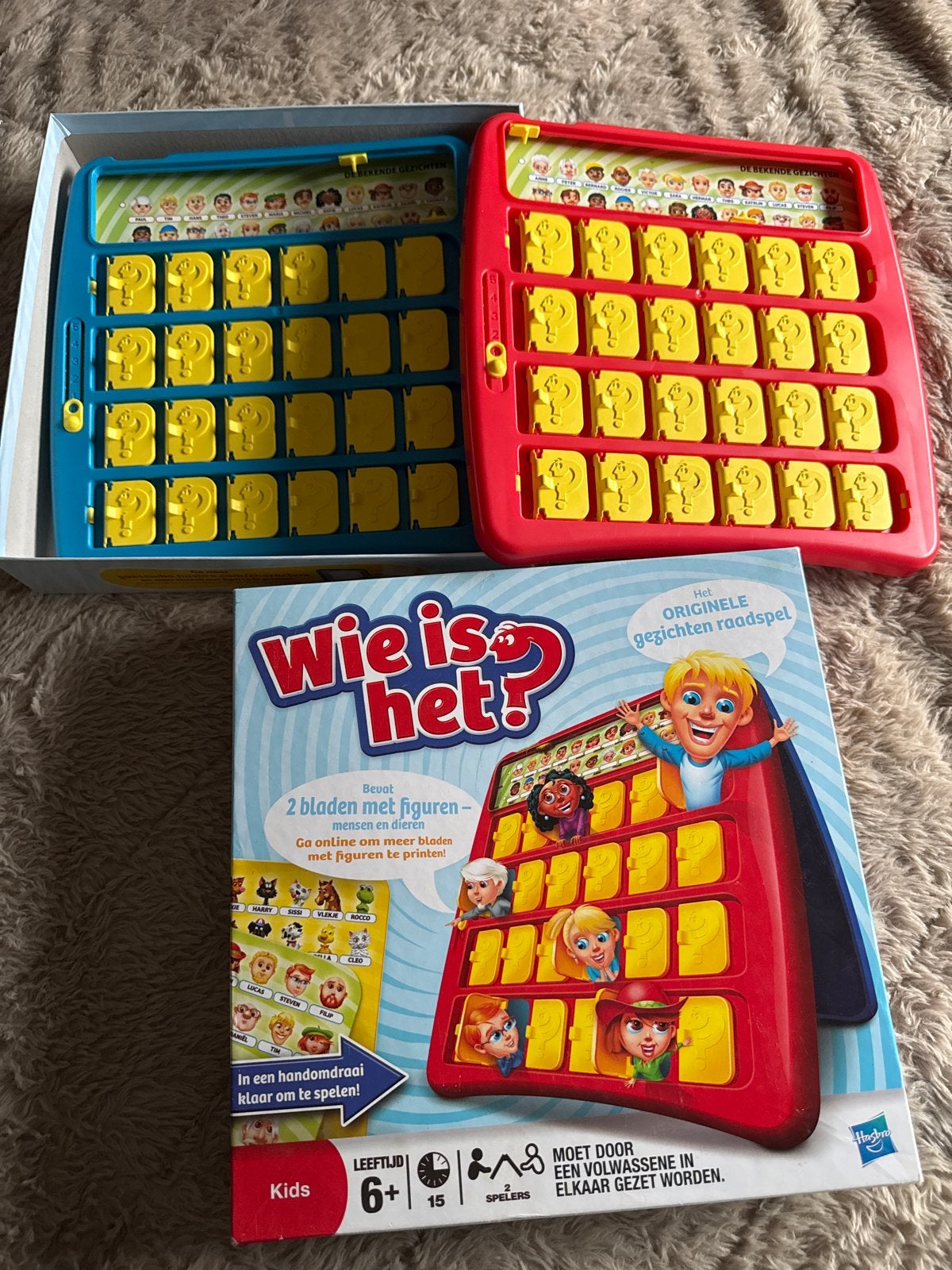 Wie is het? - Het originele gezichten raadspel, Hobby en Vrije tijd, Een of twee spelers, Ophalen of Verzenden, Gebruikt