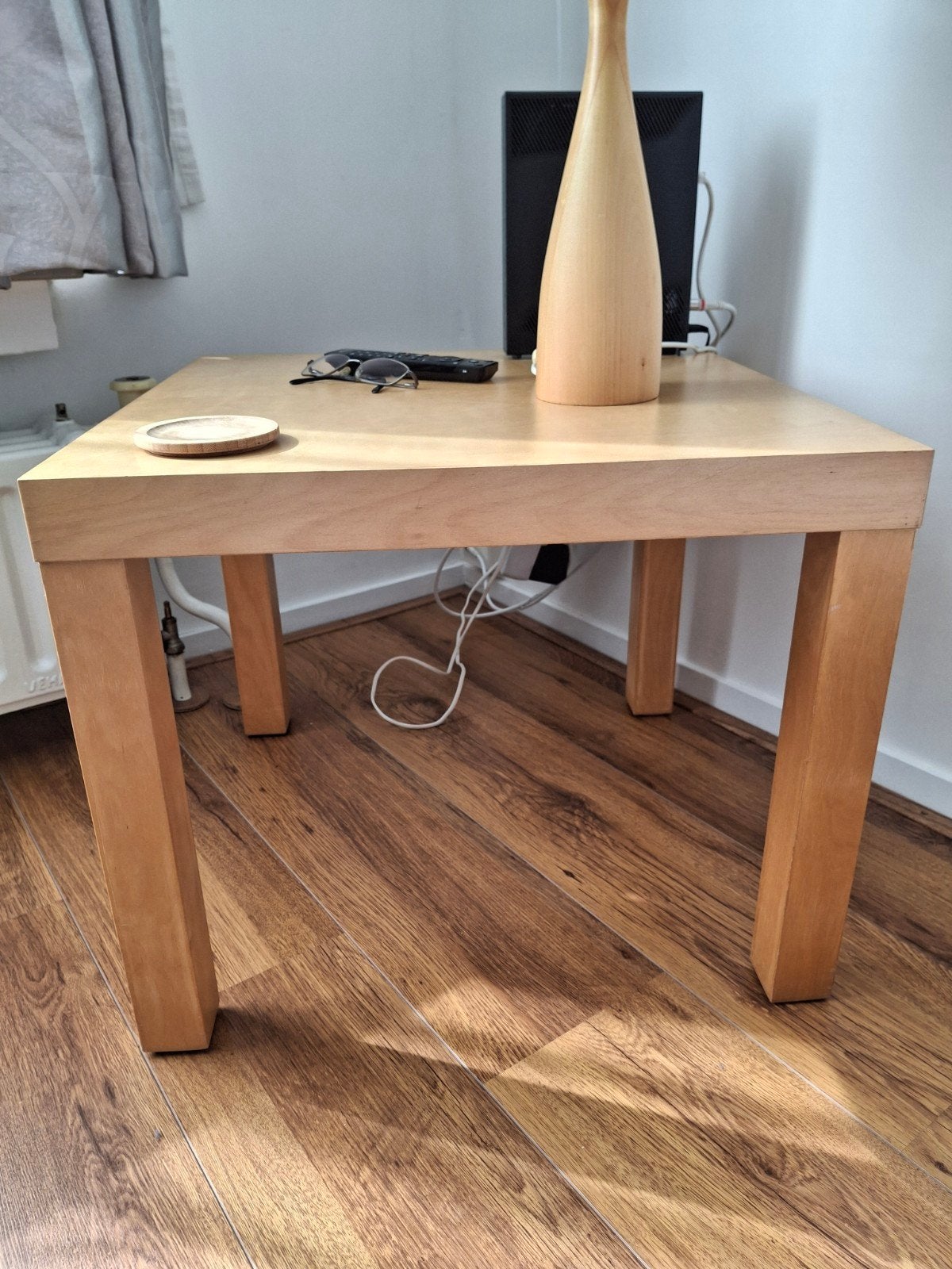 Ikea square coffee or side table in wood effect ( veneer), Ophalen, Gebruikt, 50 tot 100 cm, 25 tot 50 cm