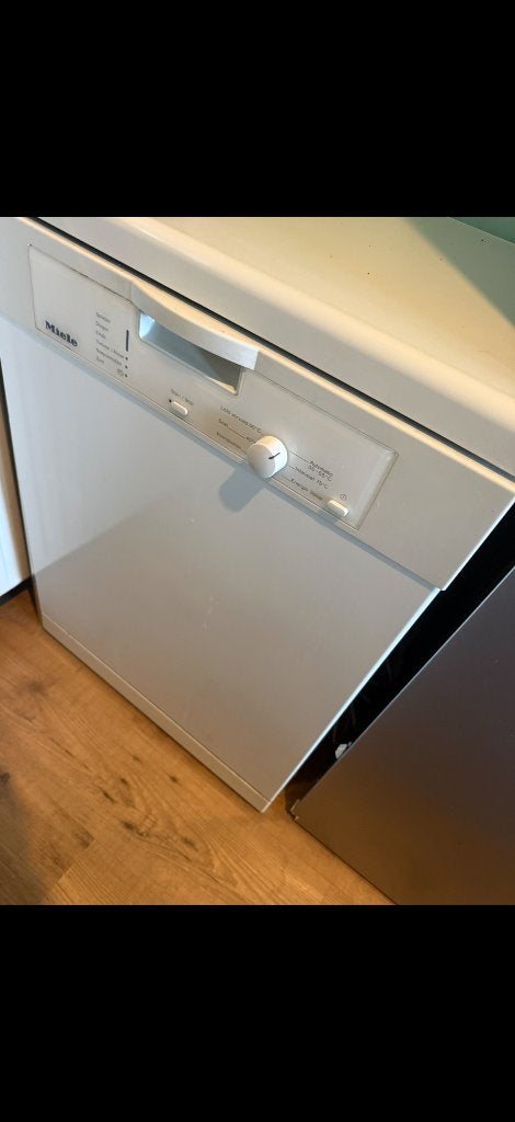 Miele vaatwasser werkt nog goed, Witgoed en Apparatuur, Ophalen, Gebruikt, Minder dan 85 cm, 45 tot 60 cm