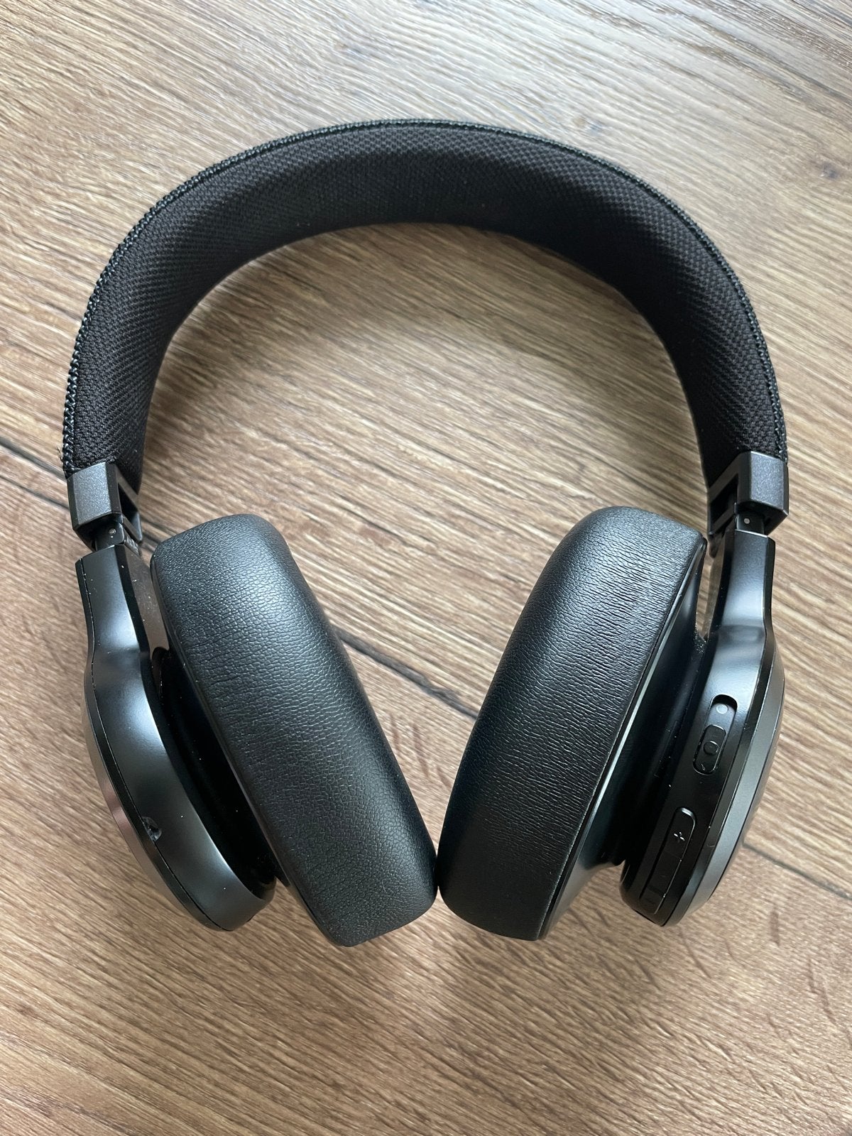 JBL Live 660 NCDraadloze Over-Ear Koptelefoon
