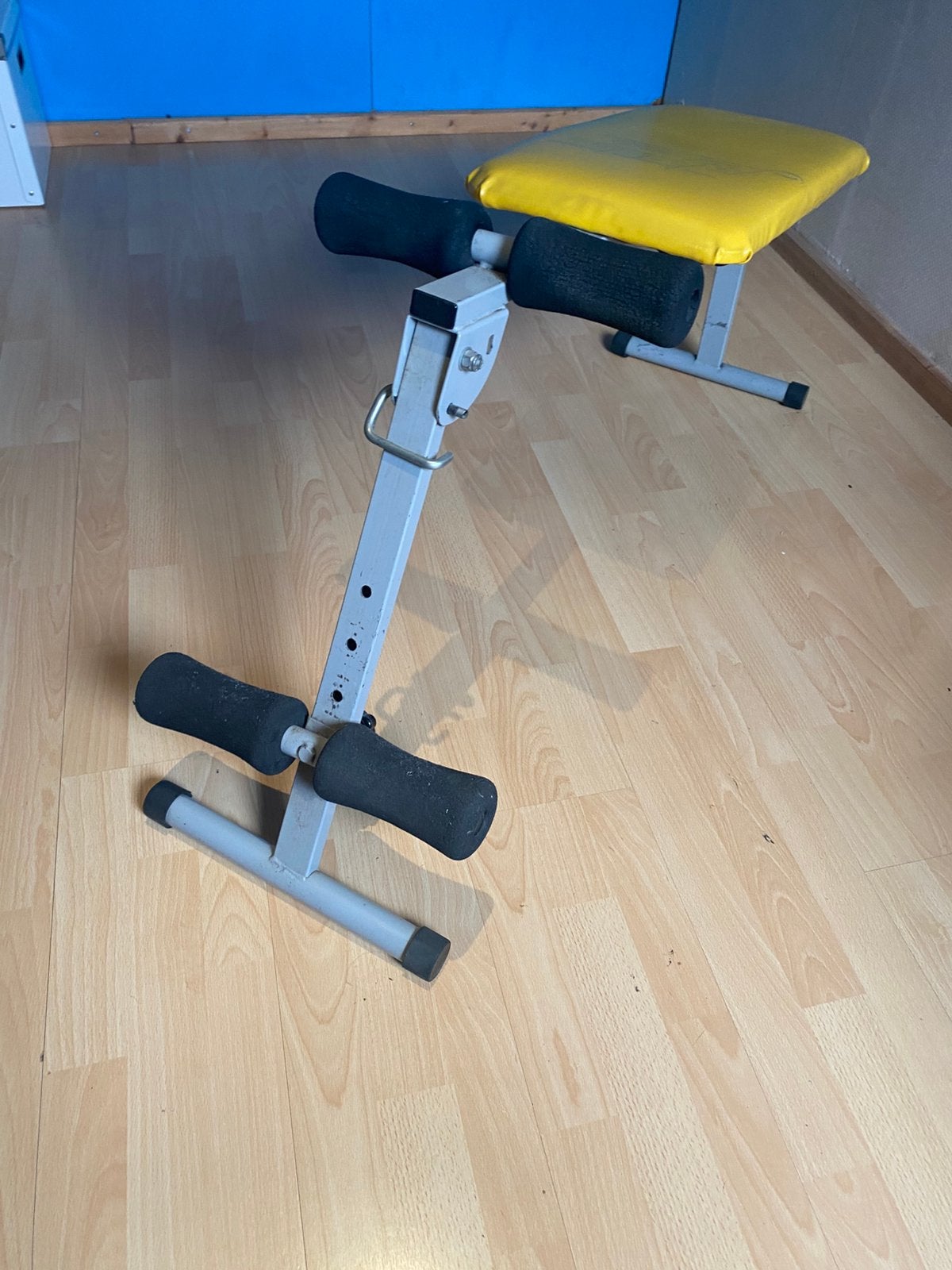 Buikspierbank inklapbaar, Sport en Fitness, Fitnessapparatuur, Ophalen, Zo goed als nieuw, Buik, Hometrainer