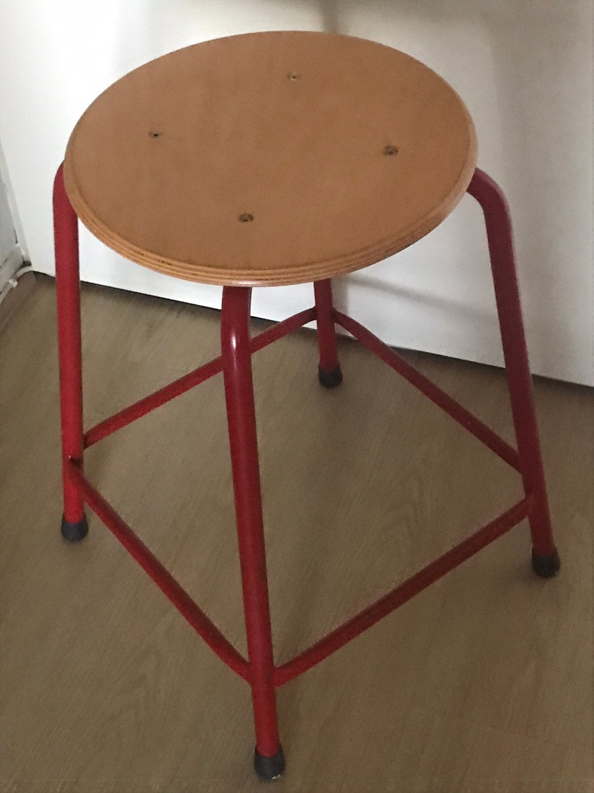 4 stuks metalen krukjes 58 cm hoogte school kruikjes, Ophalen, Zo goed als nieuw
